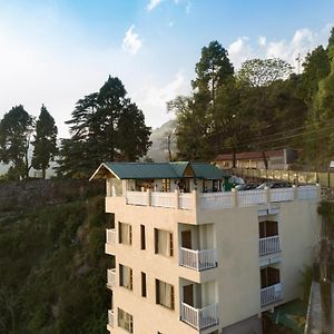 Hotel Spring Wood